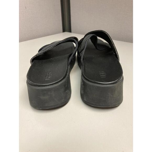 UGG Women's Black Cris Cross Logo Platform Slide Size 7 - Picture 3 of 5